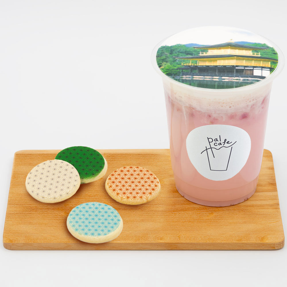ドリンクとクッキー4枚